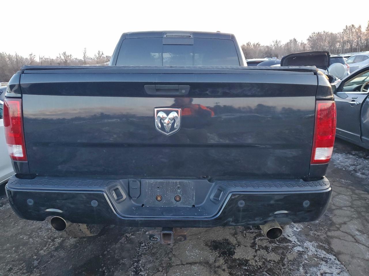 2011 DODGE RAM 1500 photo 6