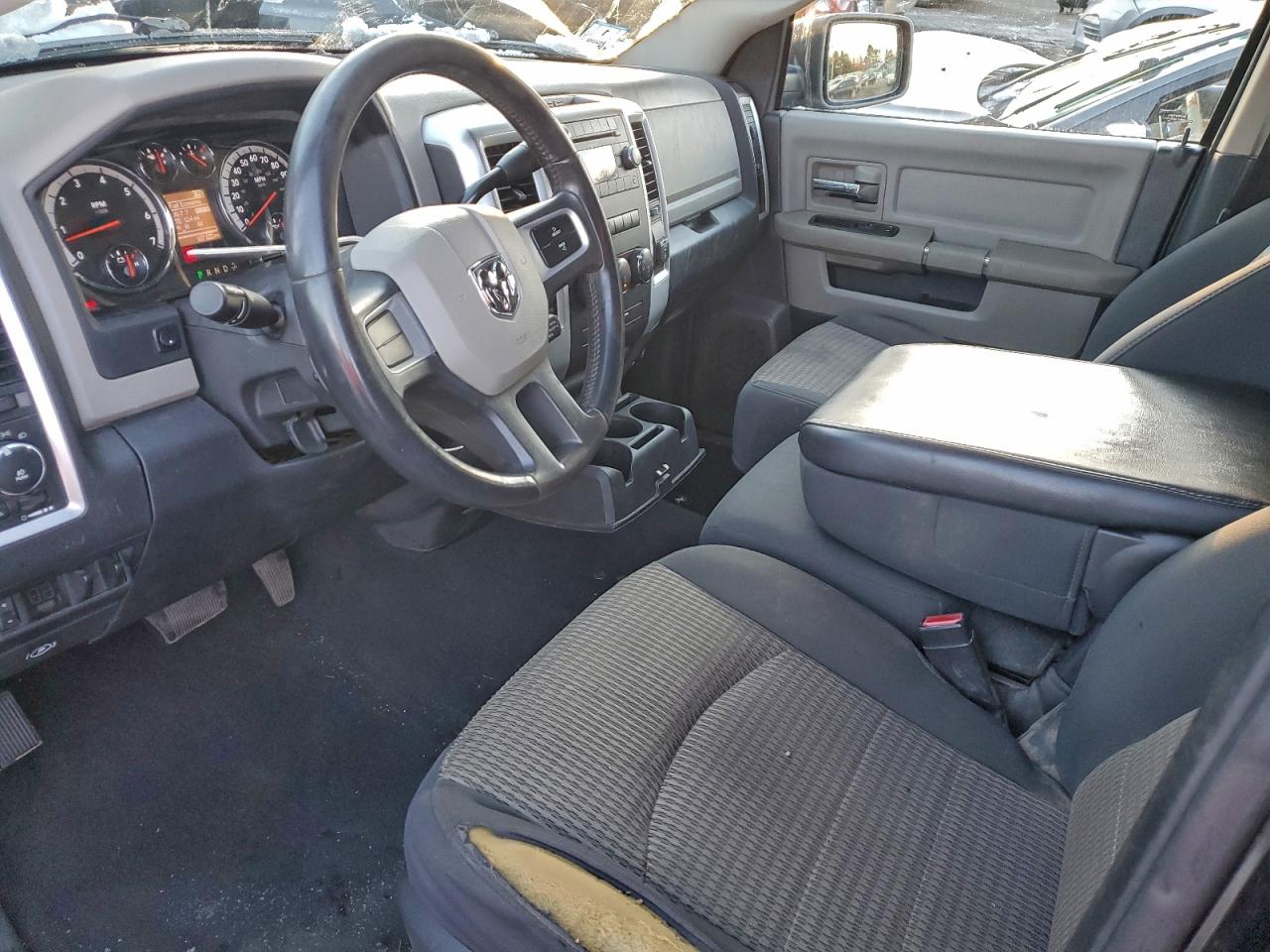 2011 DODGE RAM 1500 photo 8