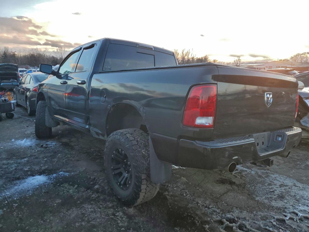 2011 DODGE RAM 1500 photo 2