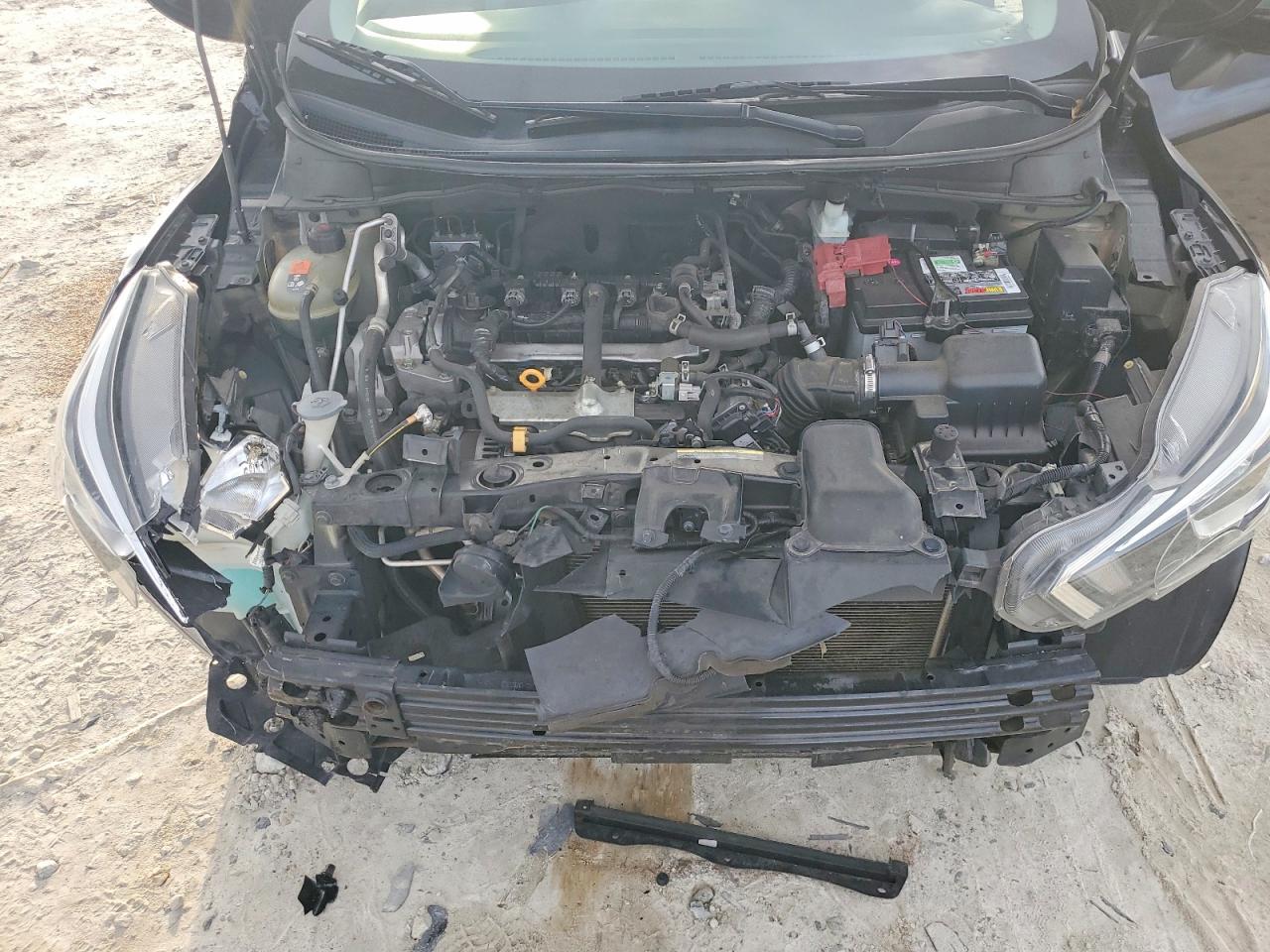 2021 NISSAN VERSA SV photo 11