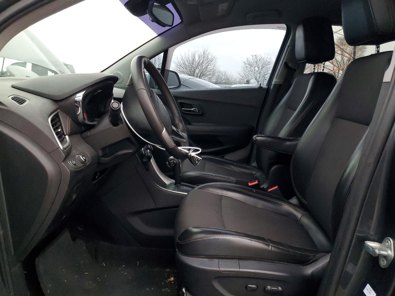 2018 CHEVROLET TRAX 1LT photo 7
