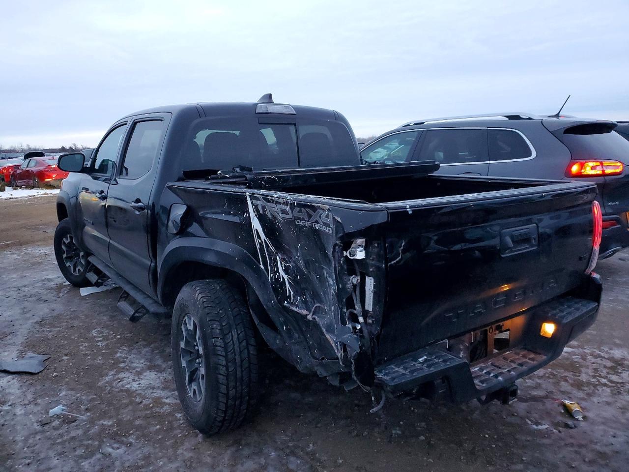 2022 TOYOTA TACOMA DOUBLE CAB photo 2
