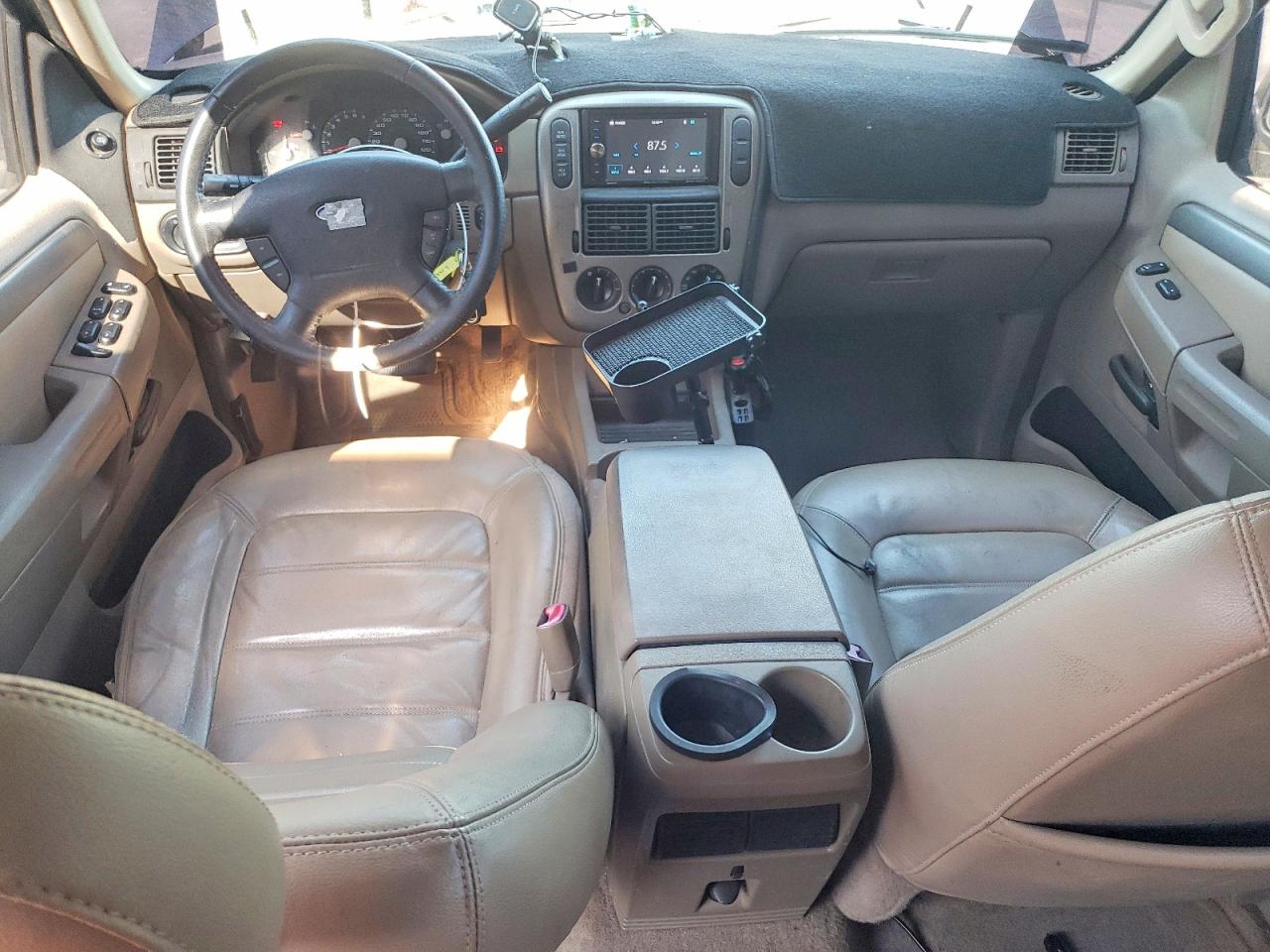 2004 FORD EXPLORER XLT photo 8