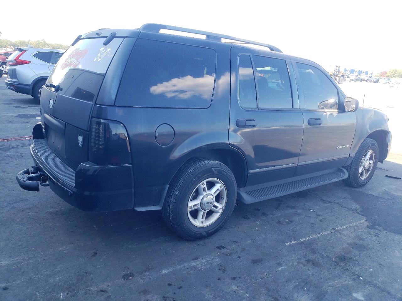 2004 FORD EXPLORER XLT photo 3