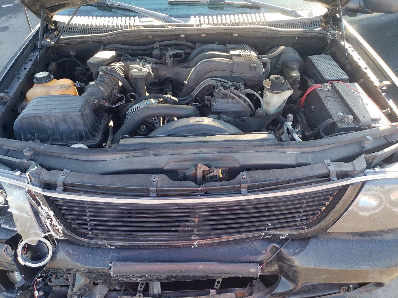 2004 FORD EXPLORER XLT photo 12