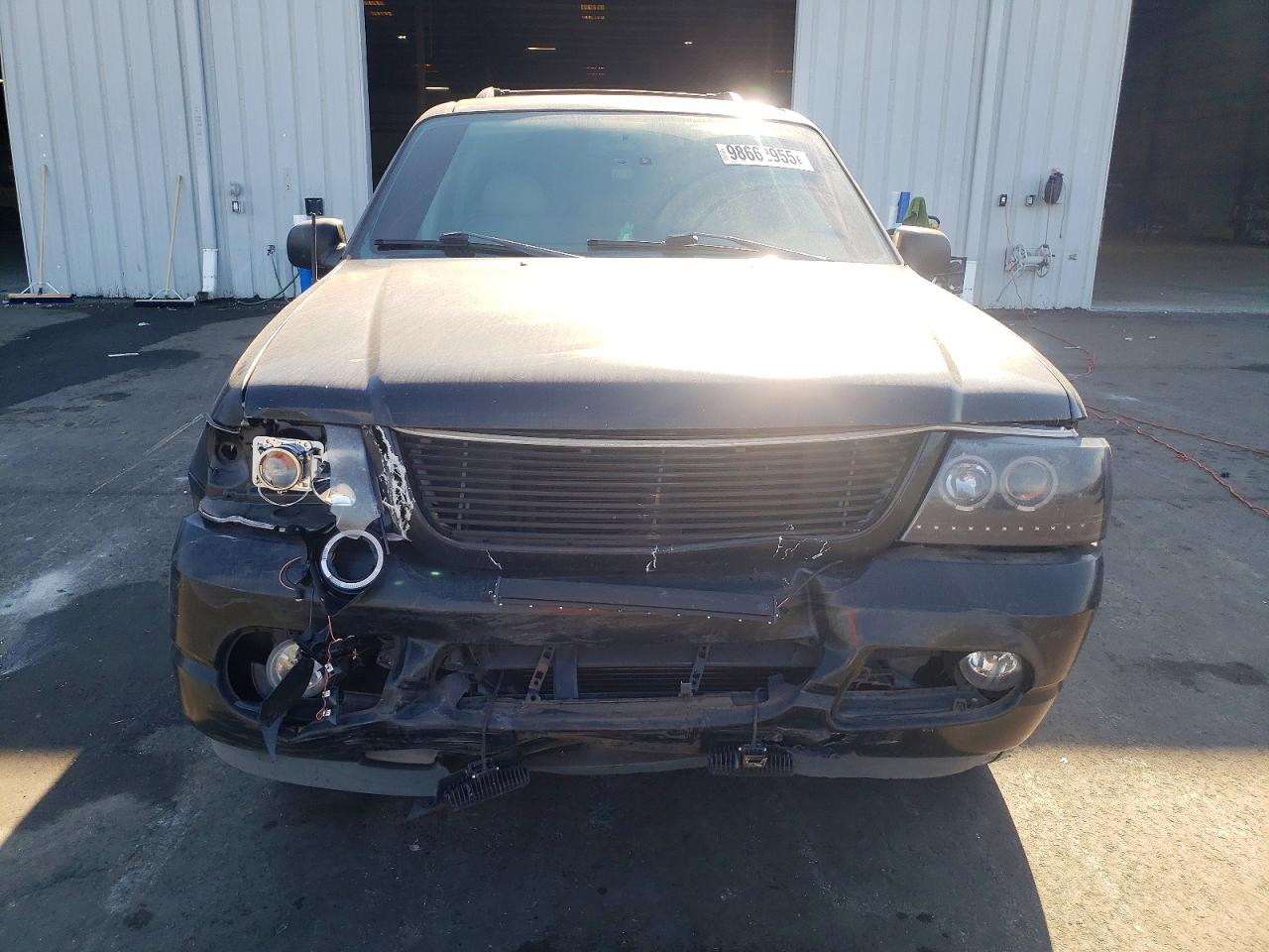 2004 FORD EXPLORER XLT photo 5