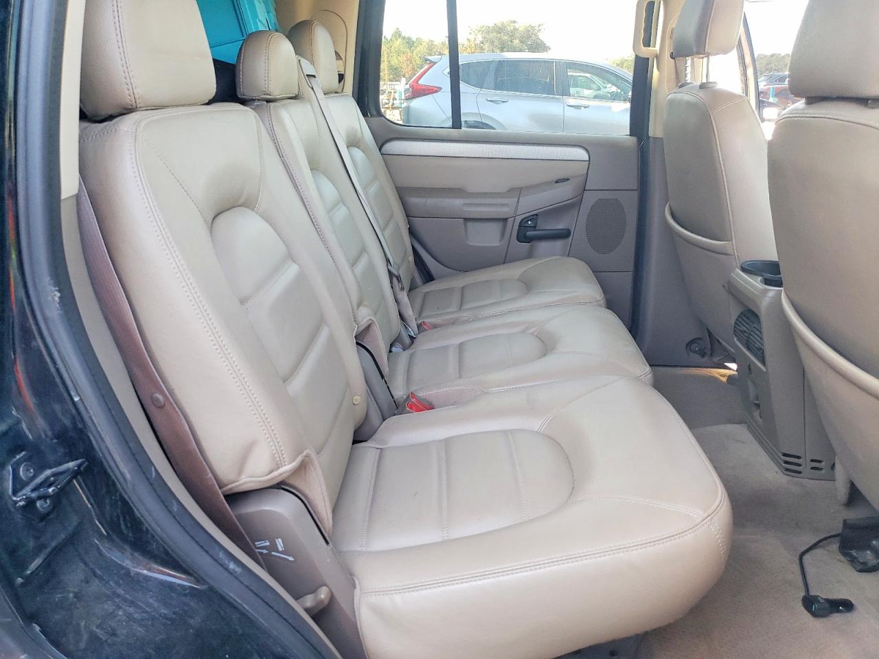 2004 FORD EXPLORER XLT photo 11
