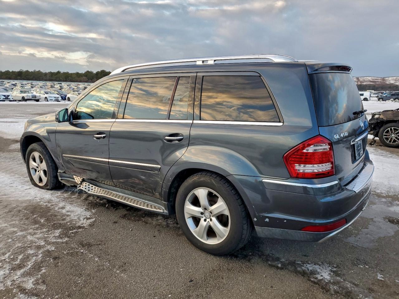 2011 MERCEDES-BENZ GL 450 4MATIC photo 2