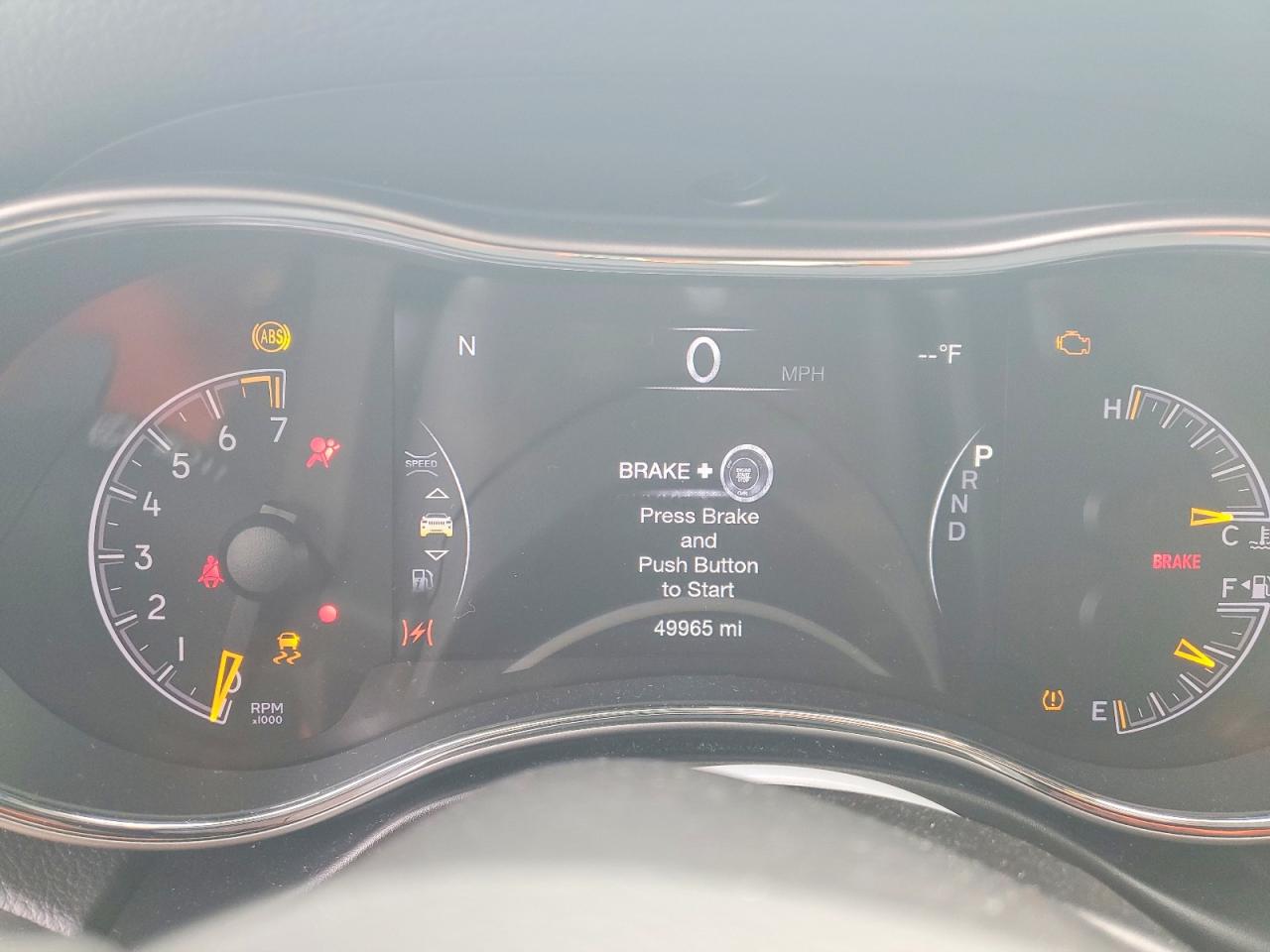 2019 JEEP GRAND CHEROKEE LAREDO photo 9