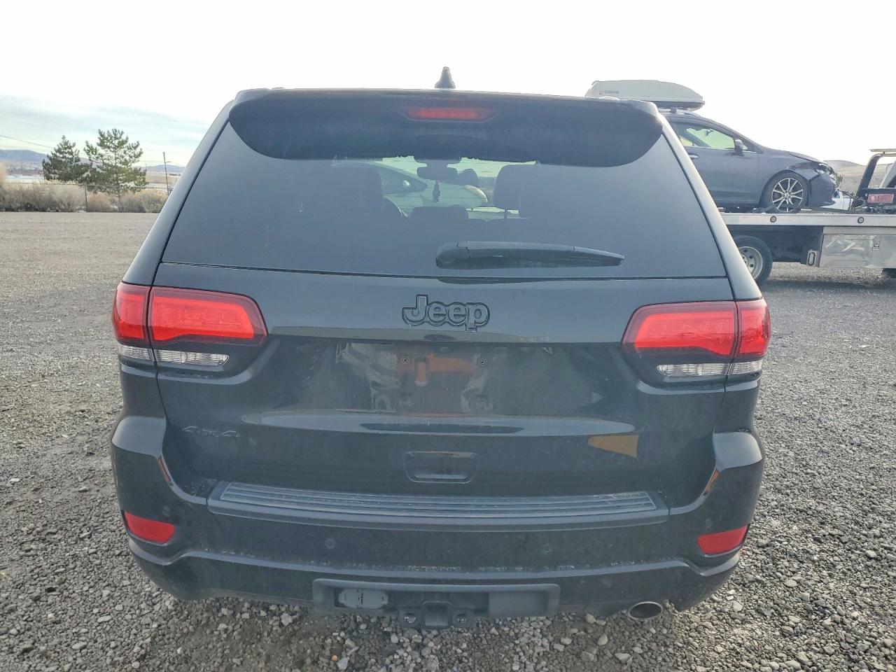 2019 JEEP GRAND CHEROKEE LAREDO photo 6