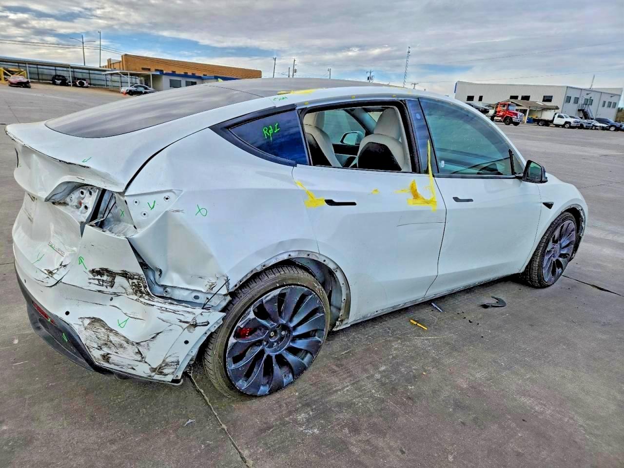 2021 TESLA MODEL Y photo 3