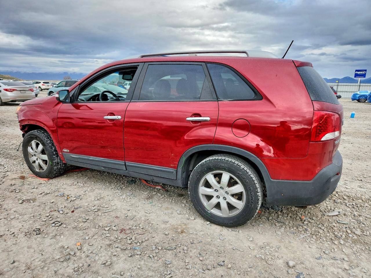 2011 KIA SORENTO BASE photo 2