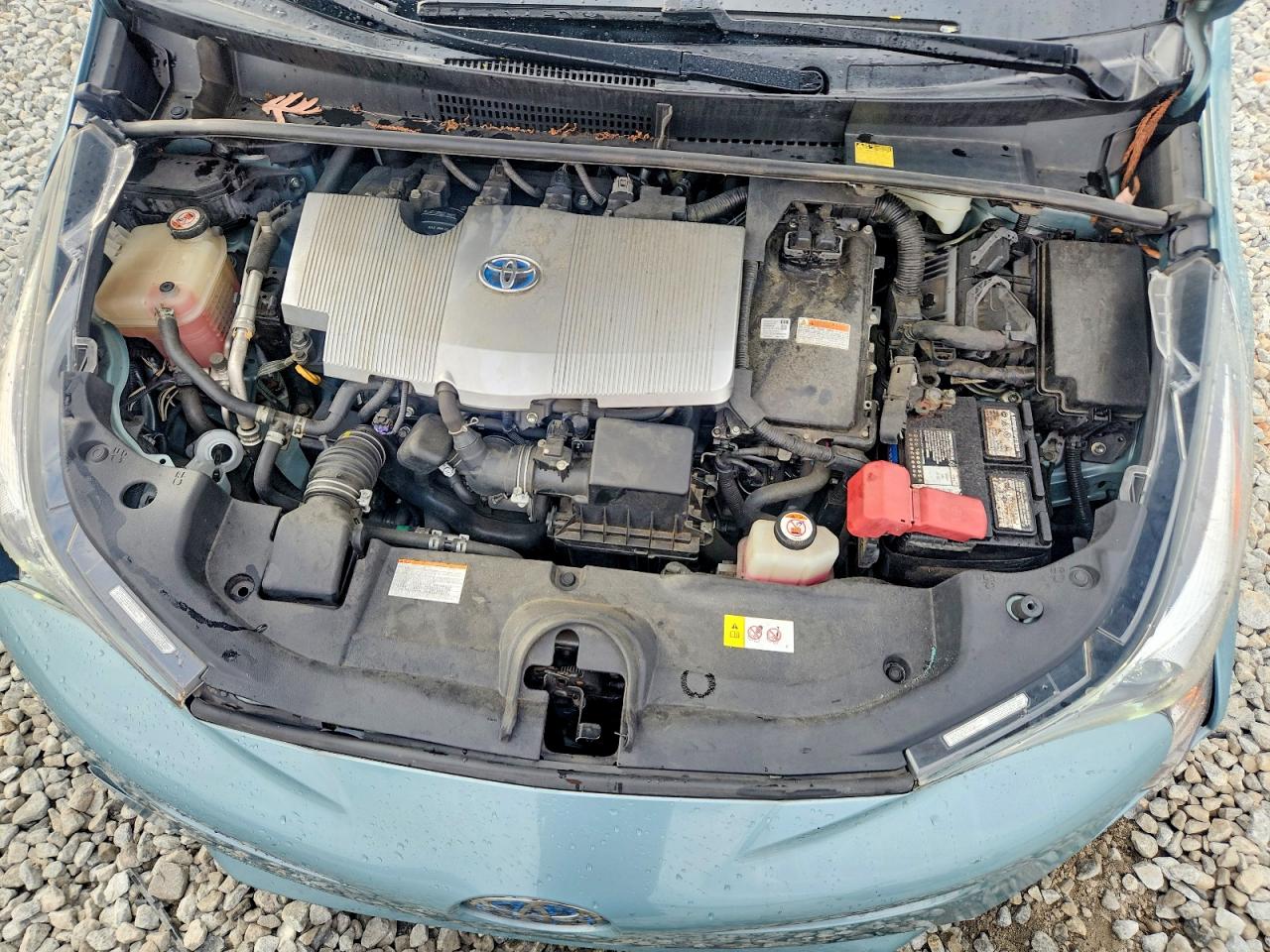 2017 TOYOTA PRIUS TWO photo 12
