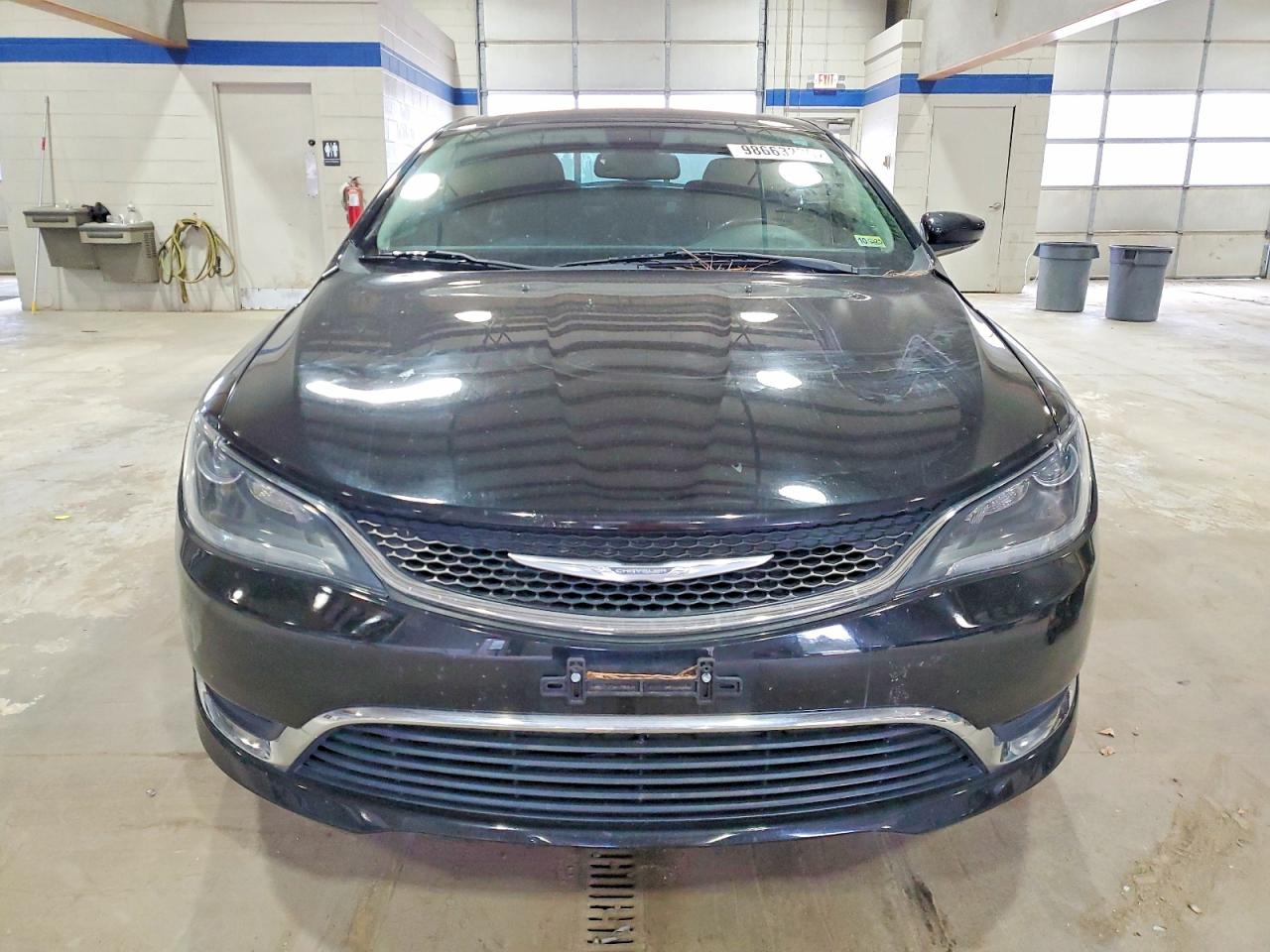 2016 CHRYSLER 200 LIMITED photo 9