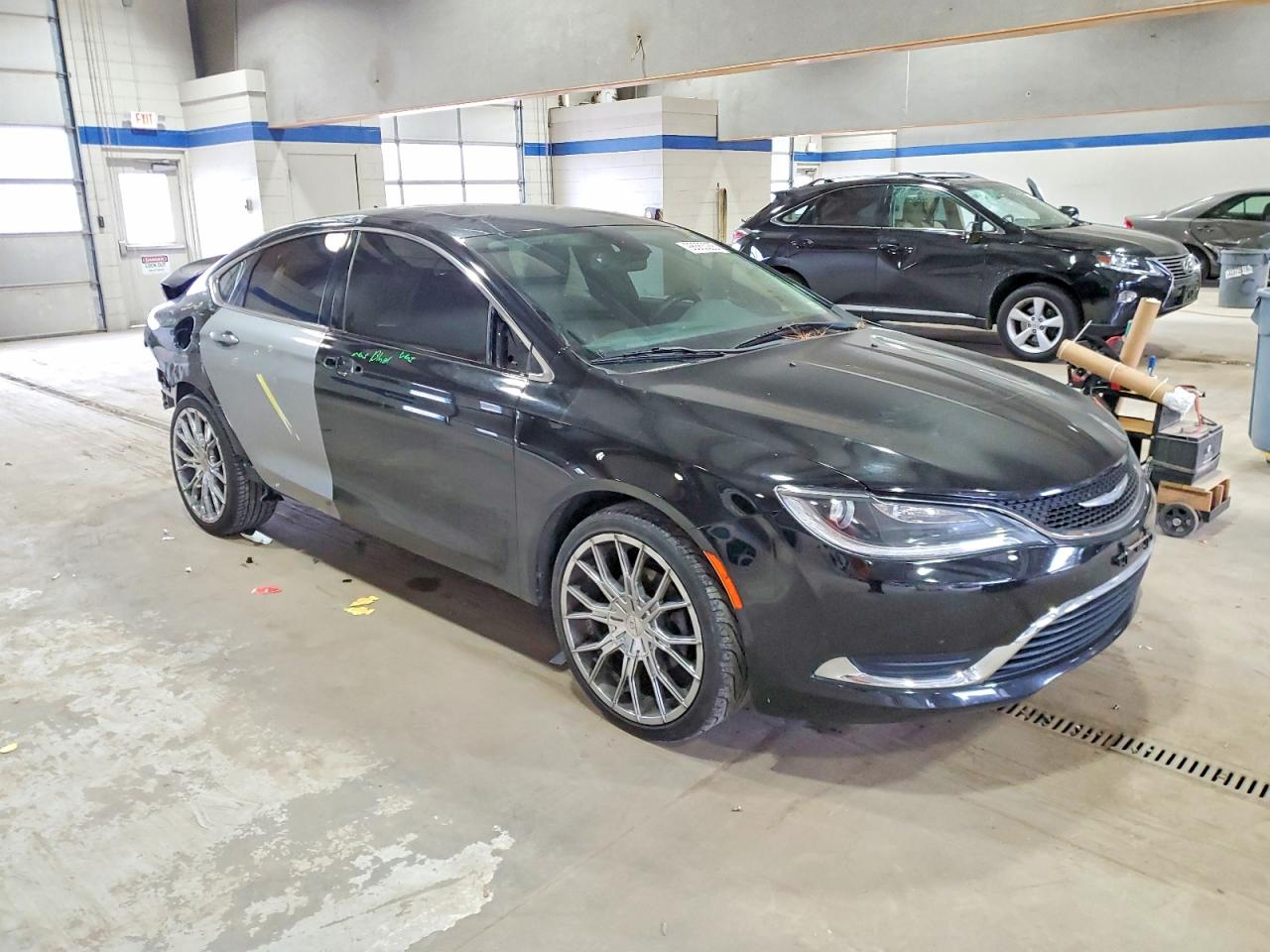 2016 CHRYSLER 200 LIMITED photo 7