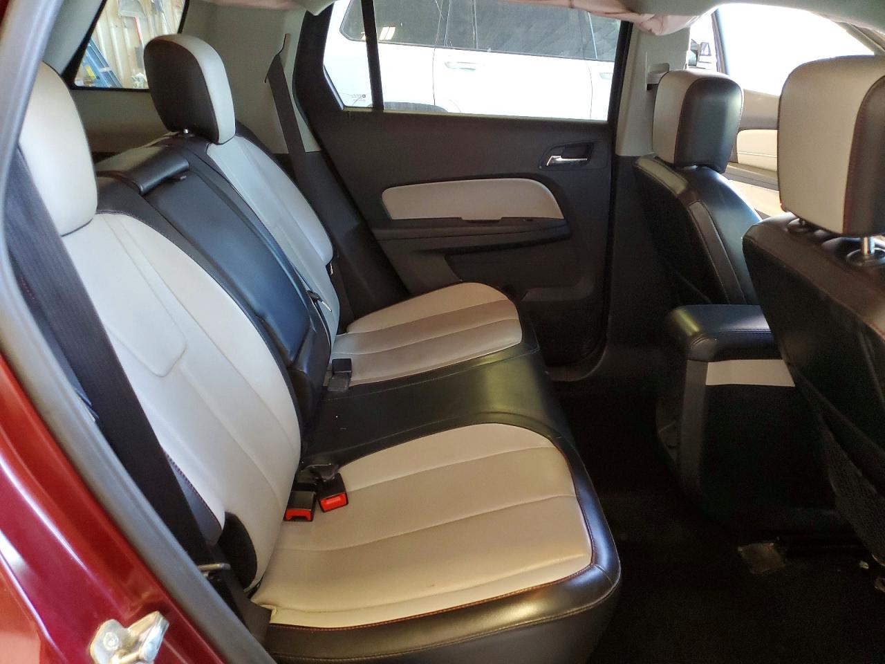 2017 GMC TERRAIN SLT photo 11