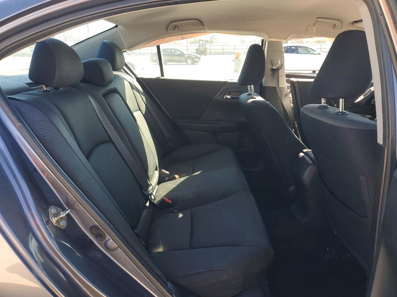 2016 HONDA ACCORD LX photo 10
