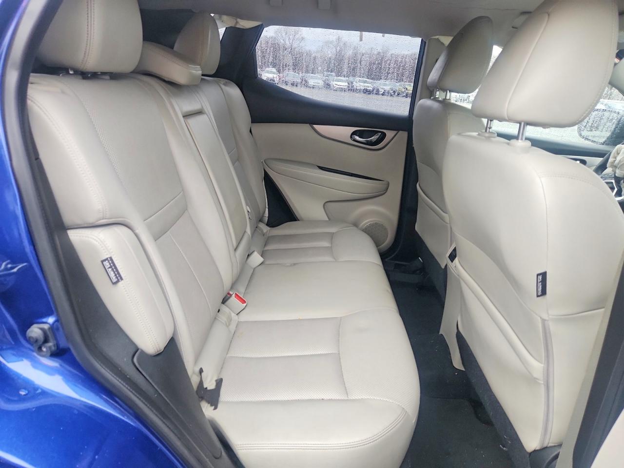 2020 NISSAN ROGUE SPORT S photo 11