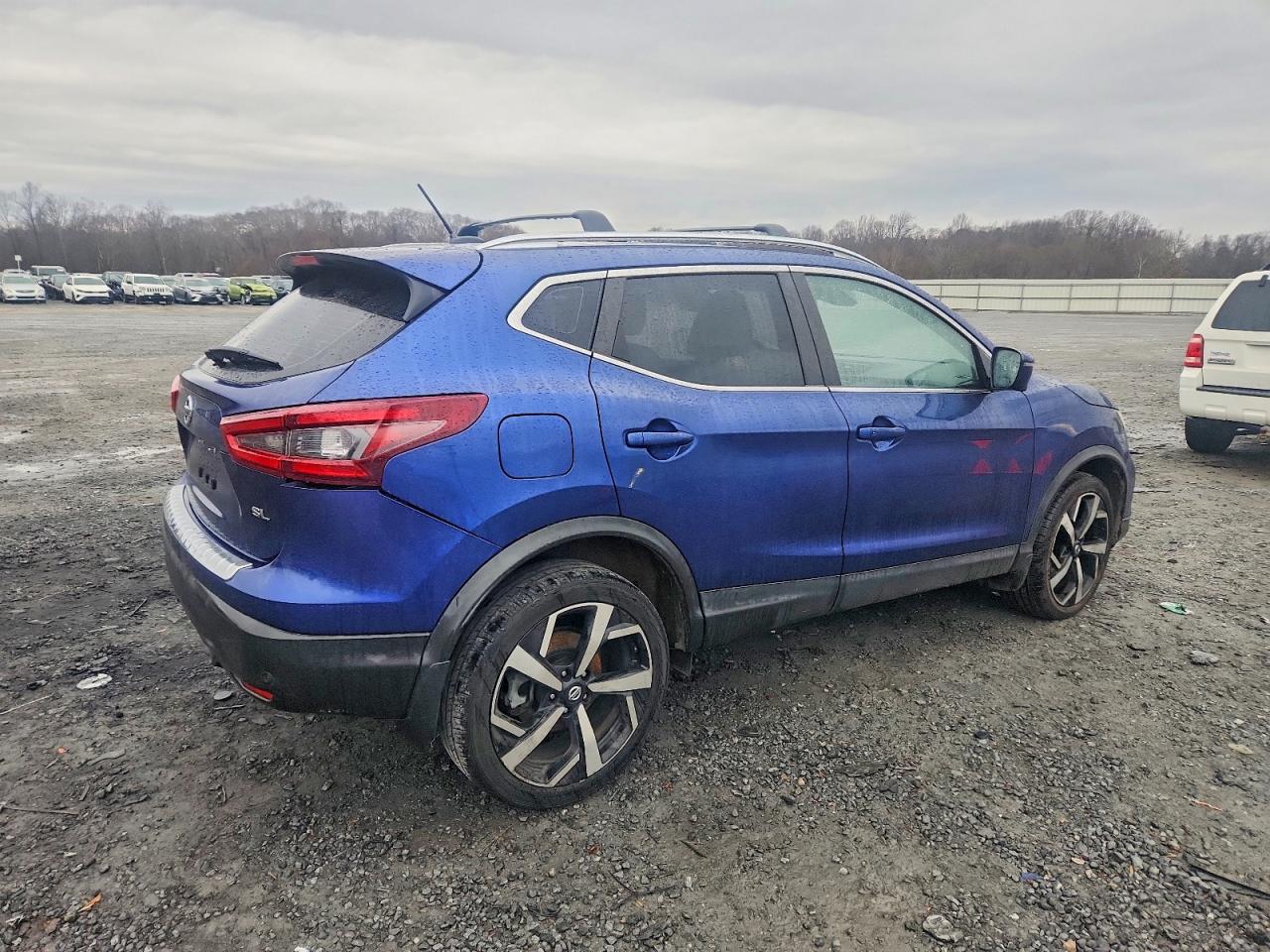 2020 NISSAN ROGUE SPORT S photo 3