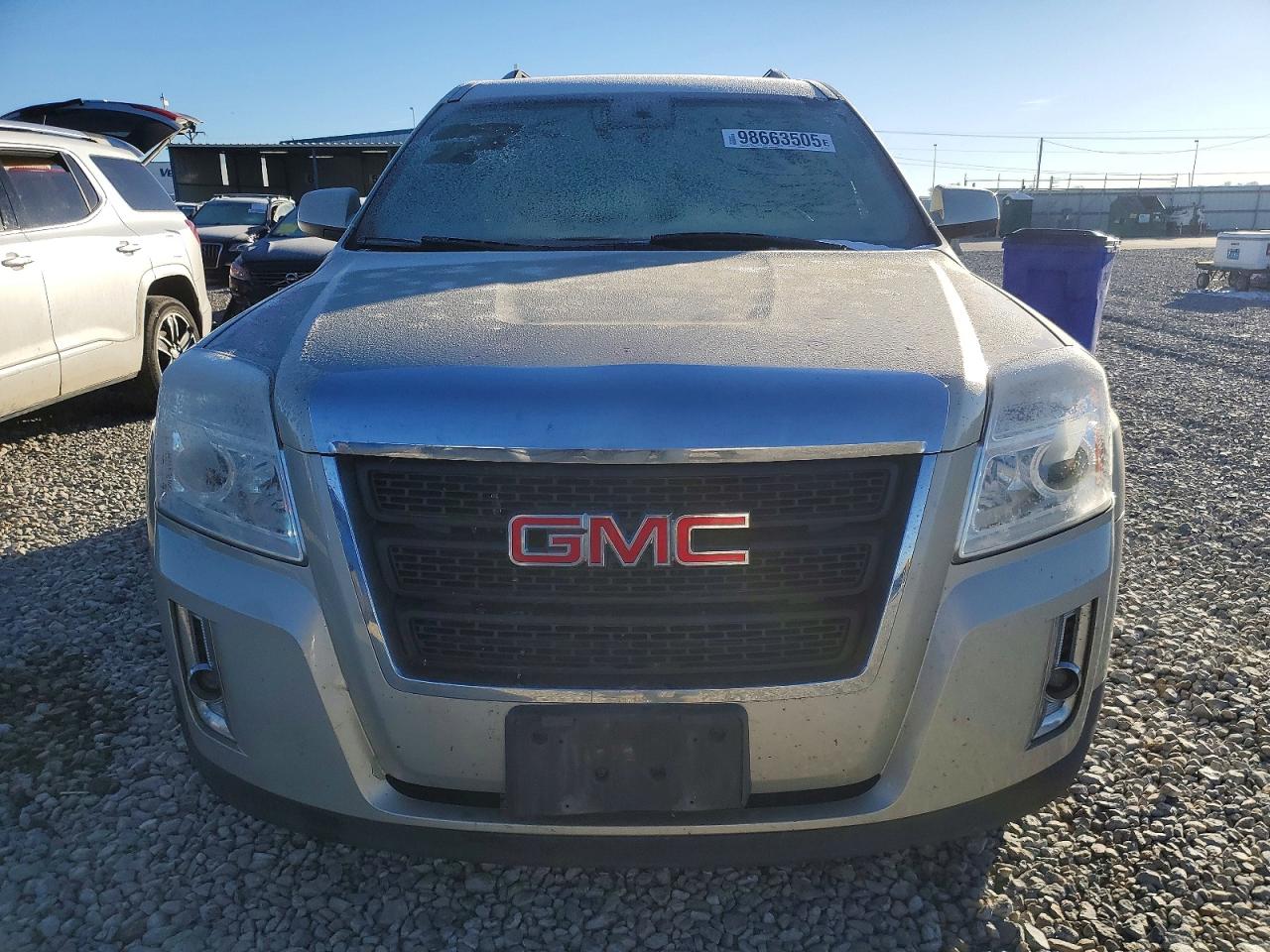 2015 GMC TERRAIN SLE photo 9