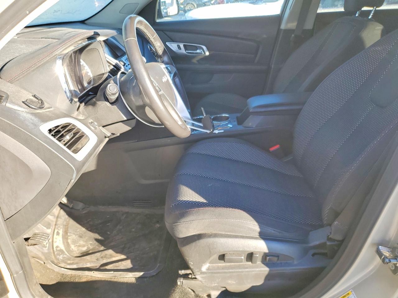 2015 GMC TERRAIN SLE photo 13
