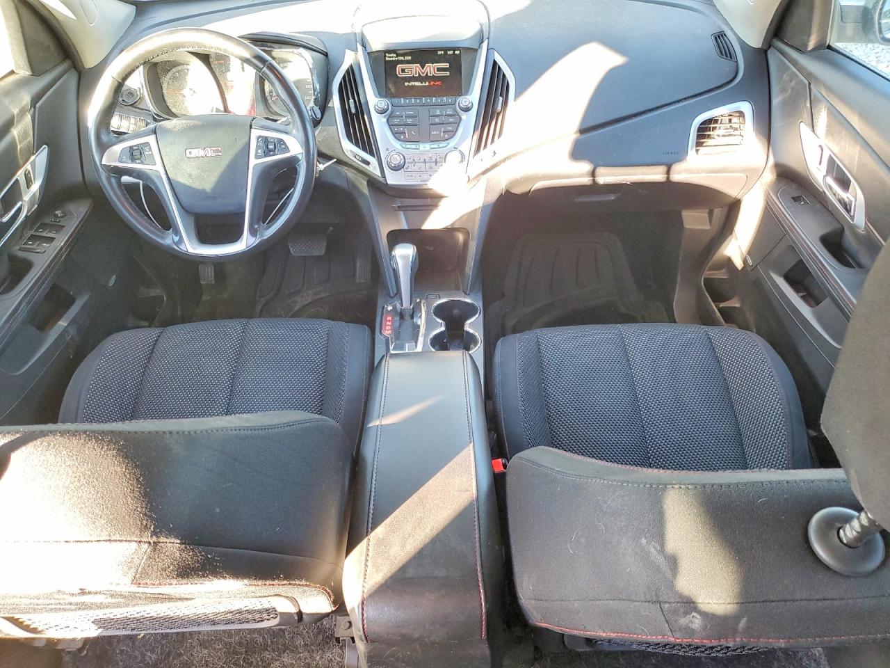 2015 GMC TERRAIN SLE photo 15