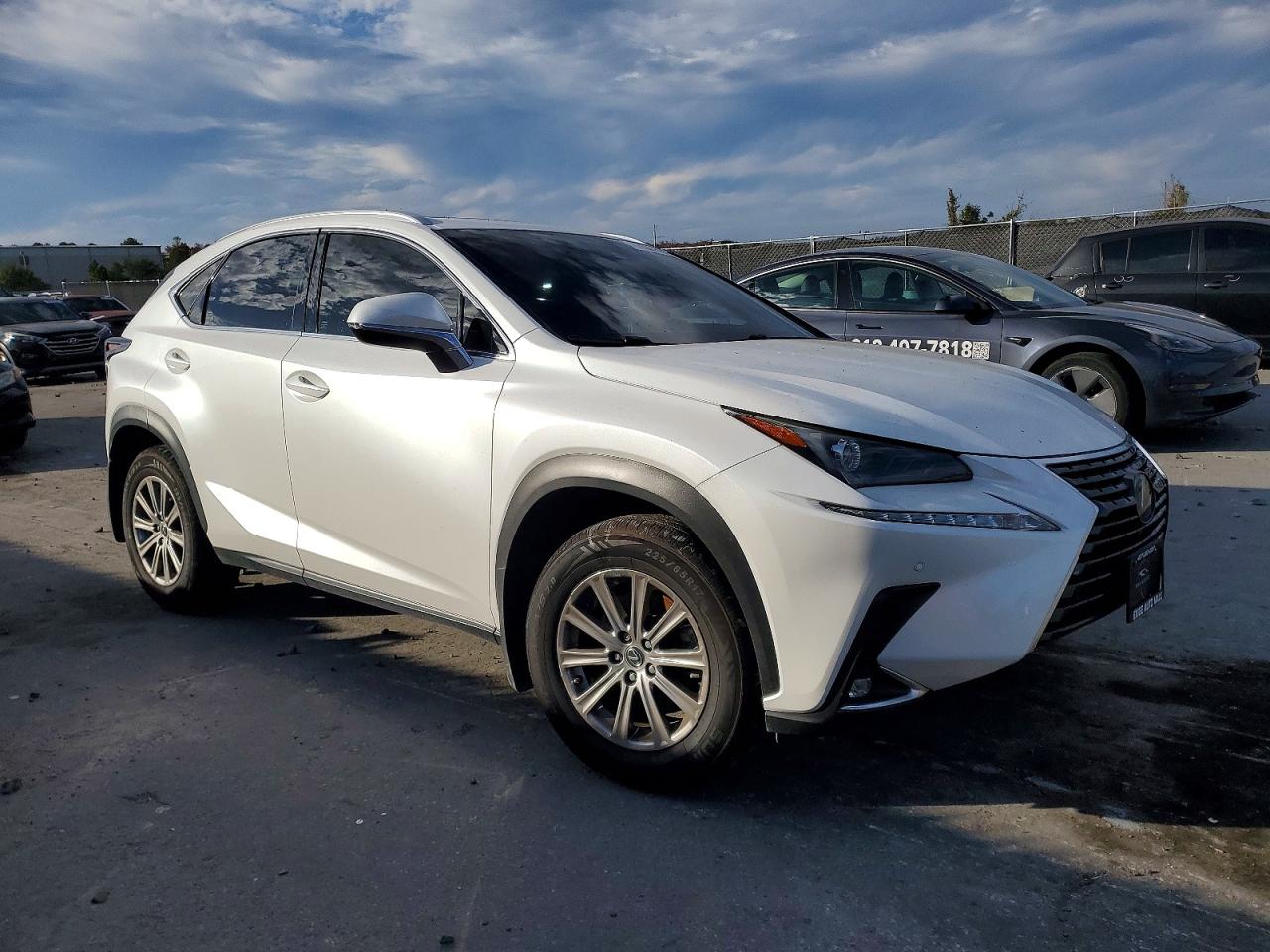 2020 LEXUS NX 300 photo 4