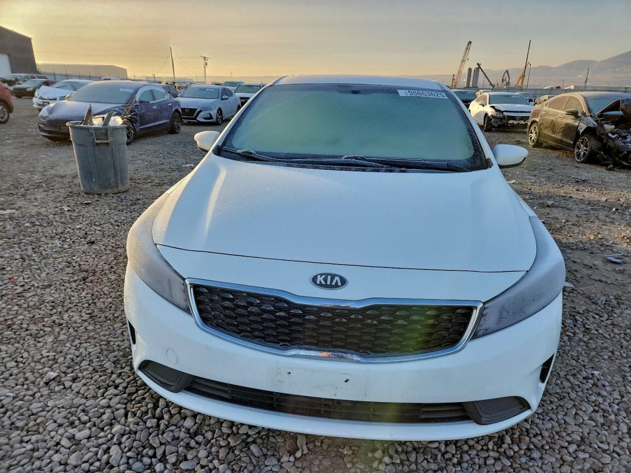 2017 KIA FORTE LX photo 5