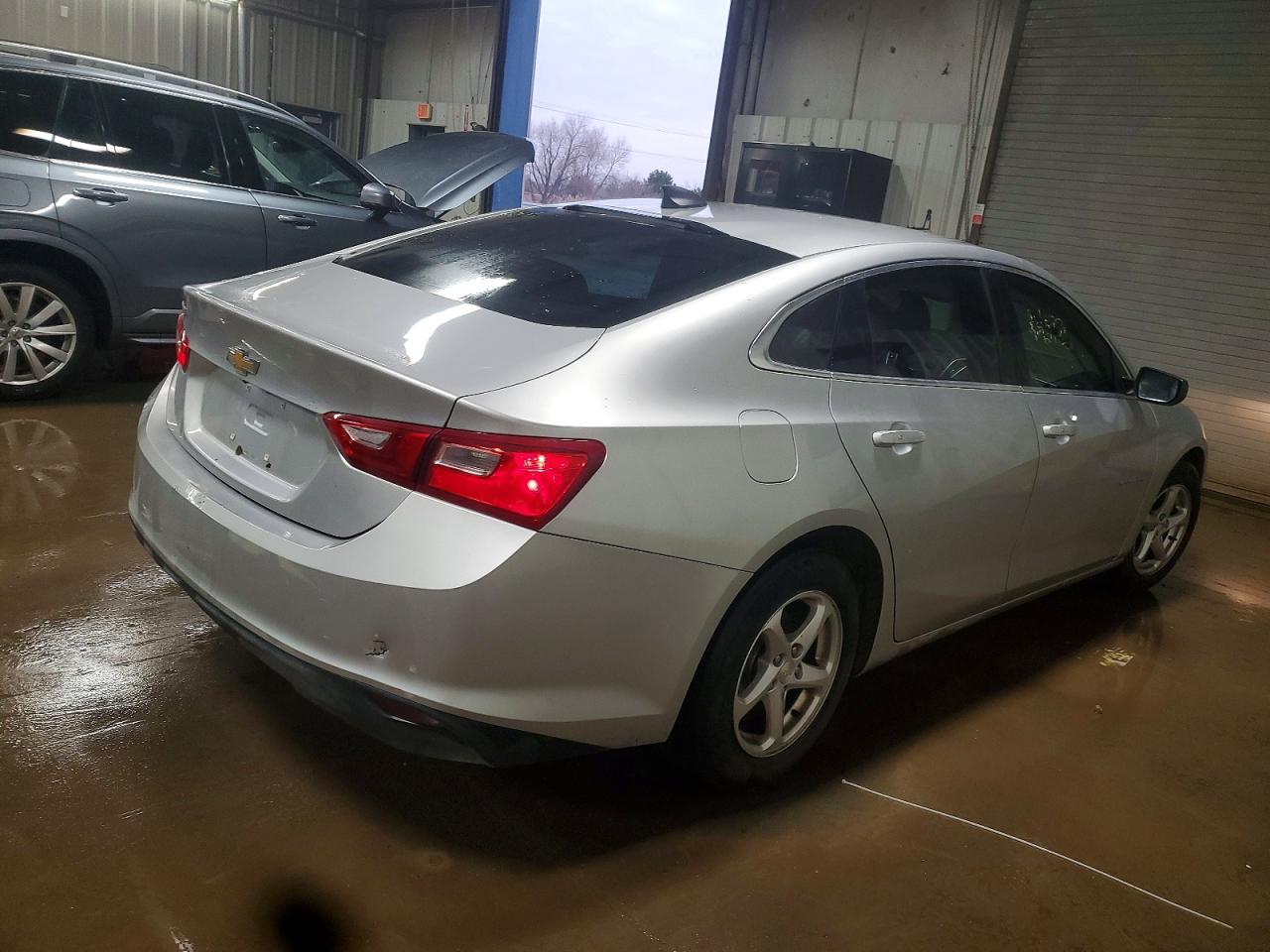 2017 CHEVROLET MALIBU LS photo 3