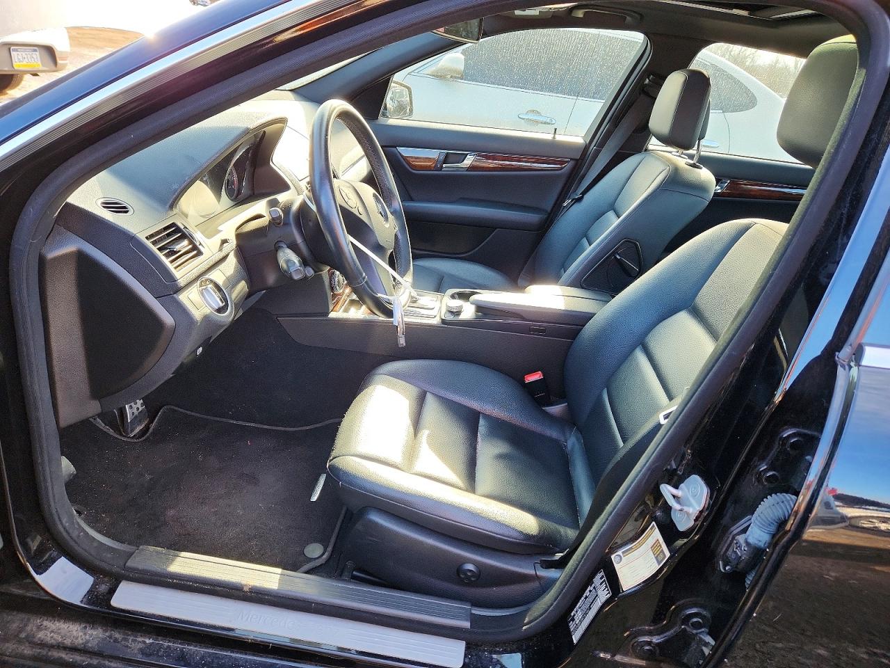 2011 MERCEDES-BENZ C 300 4MATIC photo 7