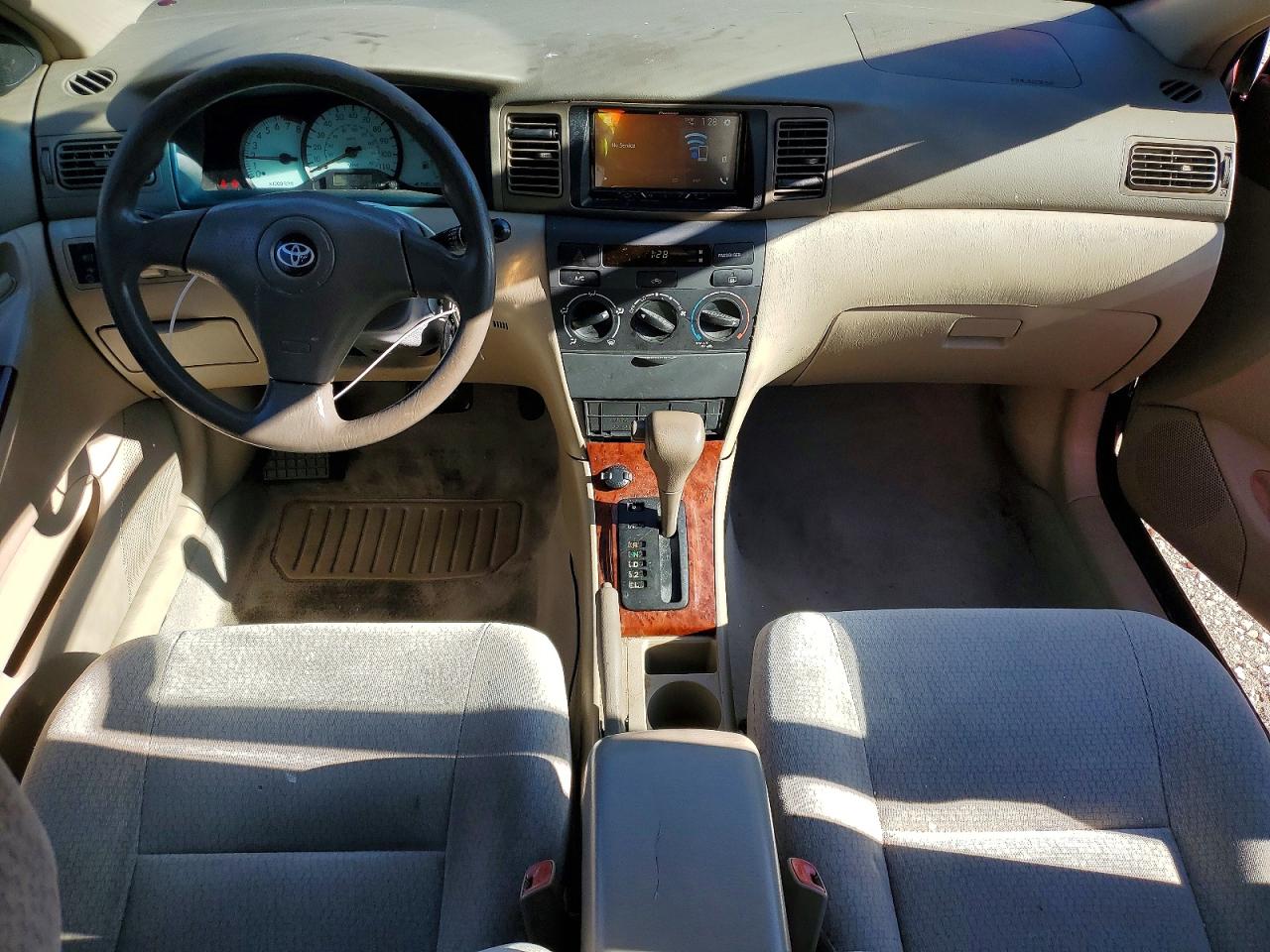 2004 TOYOTA COROLLA CE photo 8