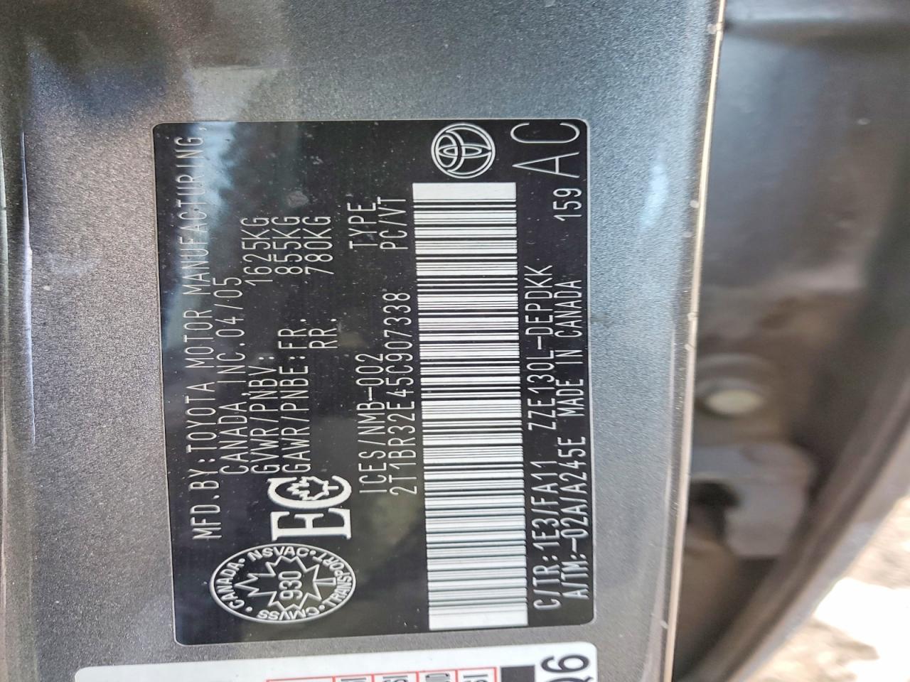 2005 TOYOTA COROLLA CE photo 34
