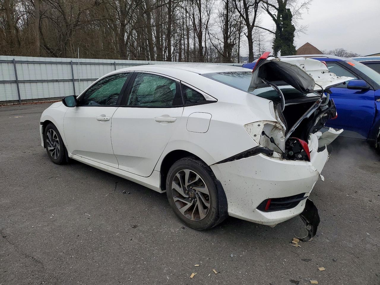 2016 HONDA CIVIC EX photo 2