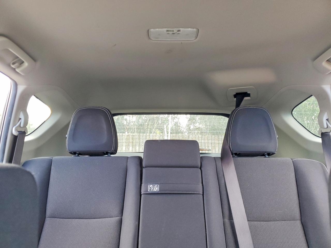 2018 TOYOTA RAV4 HV LE photo 19