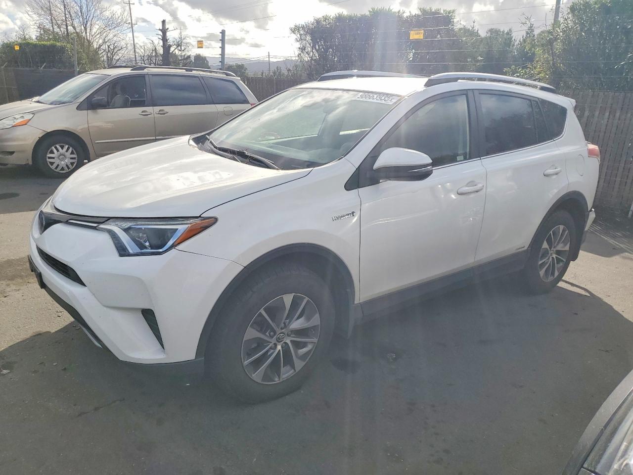 2018 TOYOTA RAV4 HV