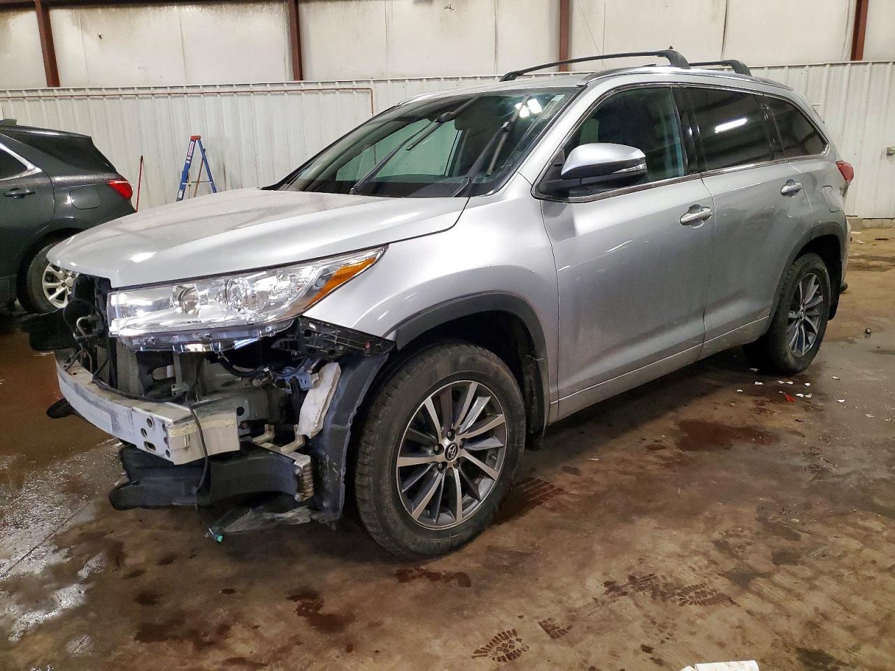 2018 TOYOTA HIGHLANDER