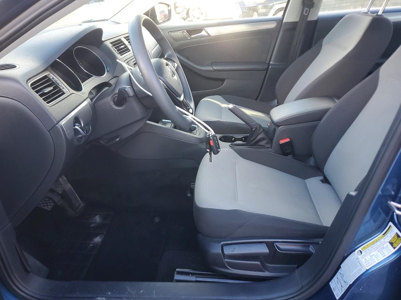 2017 VOLKSWAGEN JETTA S photo 7