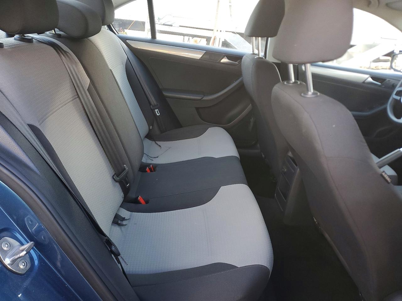 2017 VOLKSWAGEN JETTA S photo 10