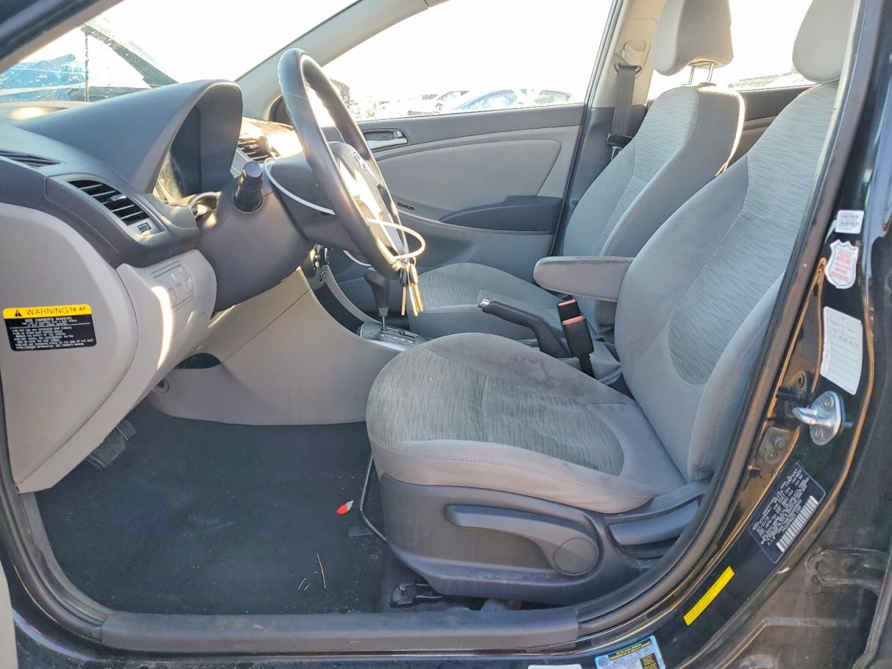 2016 HYUNDAI ACCENT SE photo 7