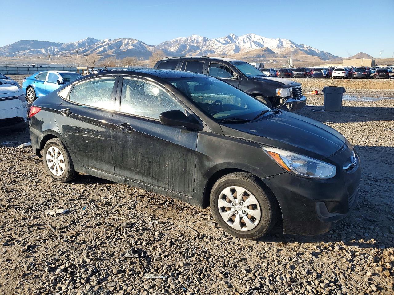 2016 HYUNDAI ACCENT SE photo 4