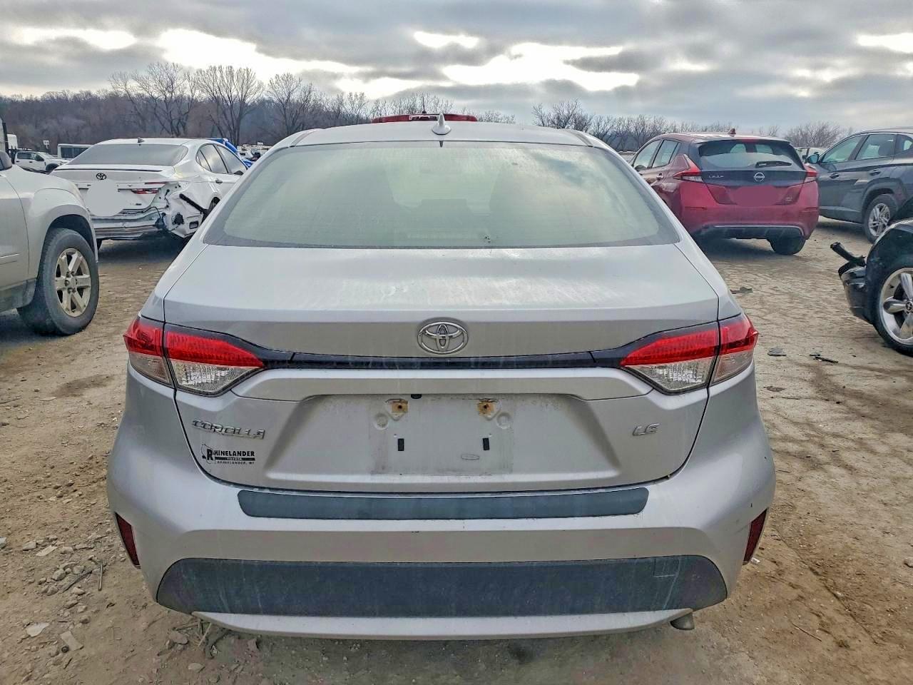 2021 TOYOTA COROLLA LE photo 6