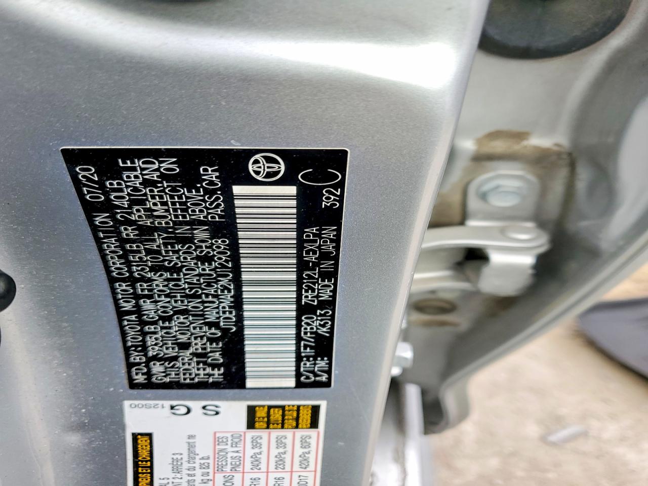 2021 TOYOTA COROLLA LE photo 12