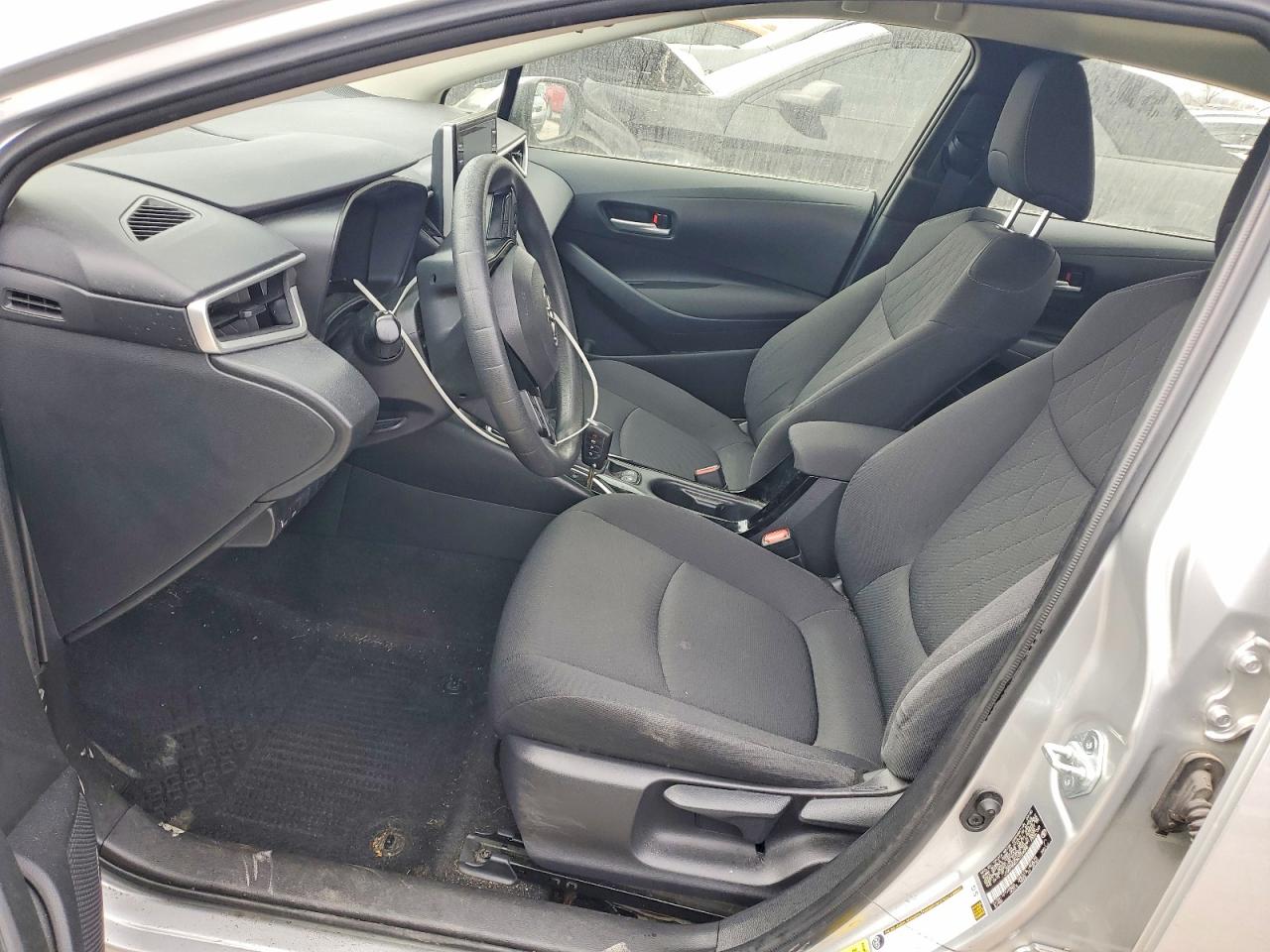 2021 TOYOTA COROLLA LE photo 7