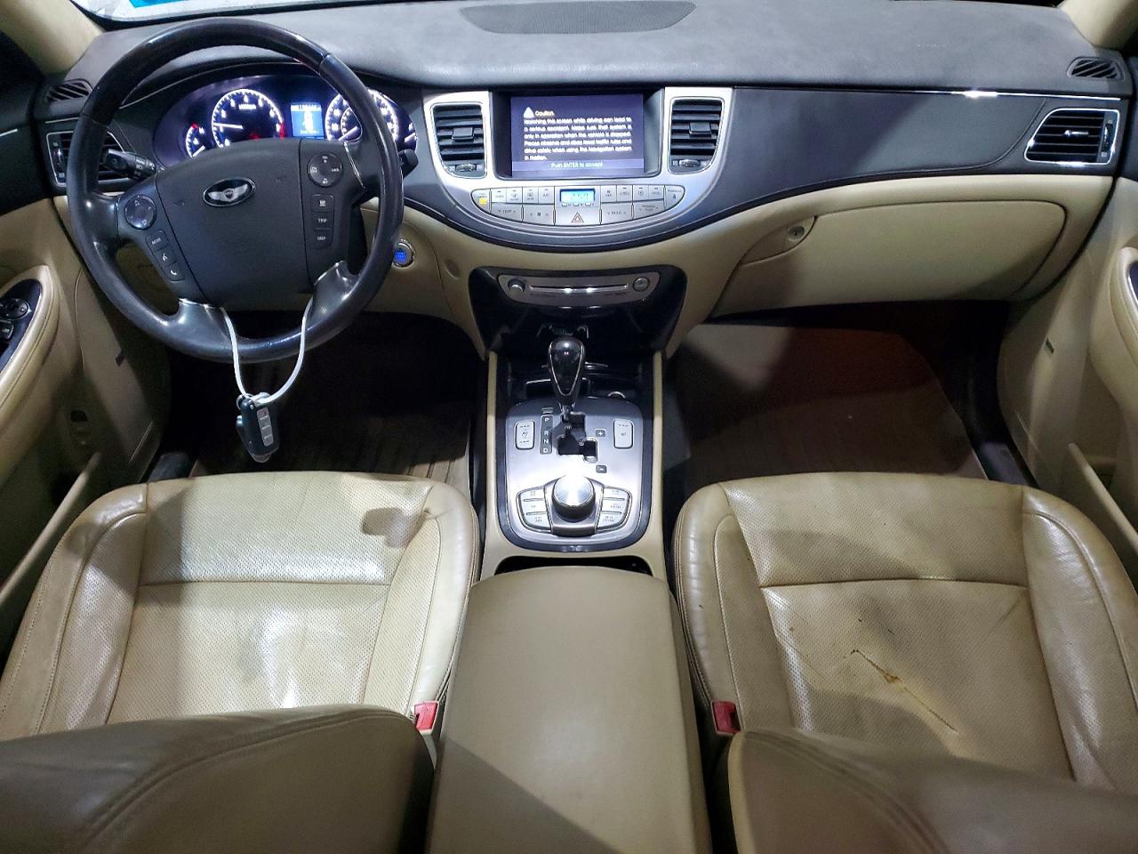 2011 HYUNDAI GENESIS 4.6L photo 8