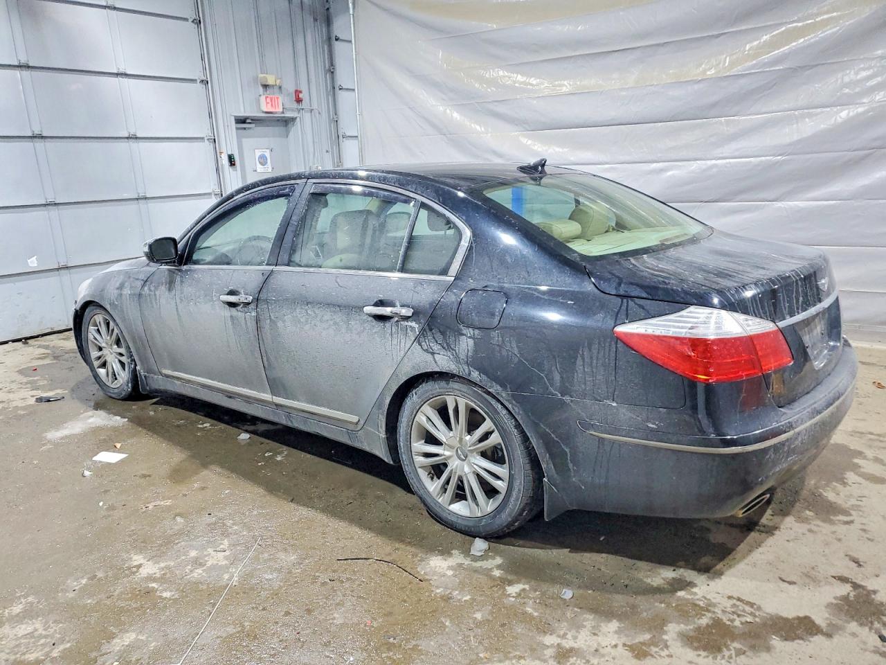 2011 HYUNDAI GENESIS 4.6L photo 2