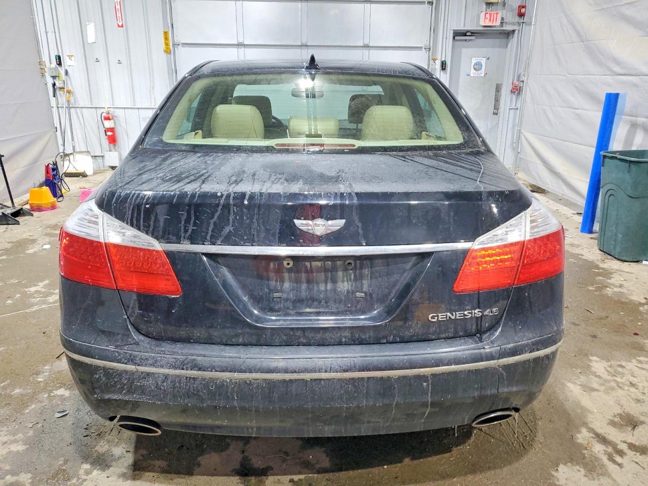 2011 HYUNDAI GENESIS 4.6L photo 6