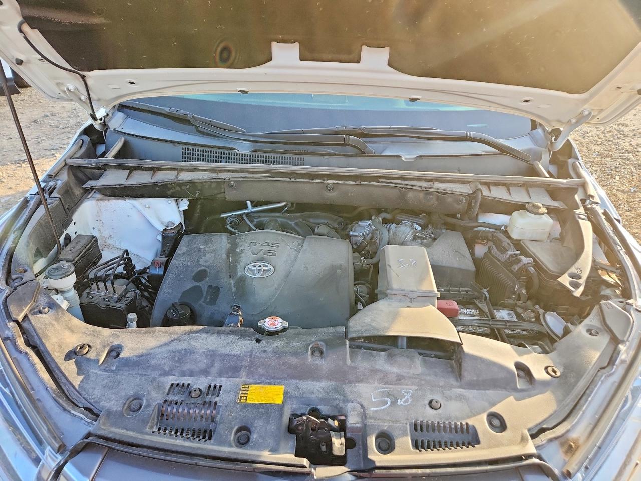 2018 TOYOTA HIGHLANDER LIMITED photo 11