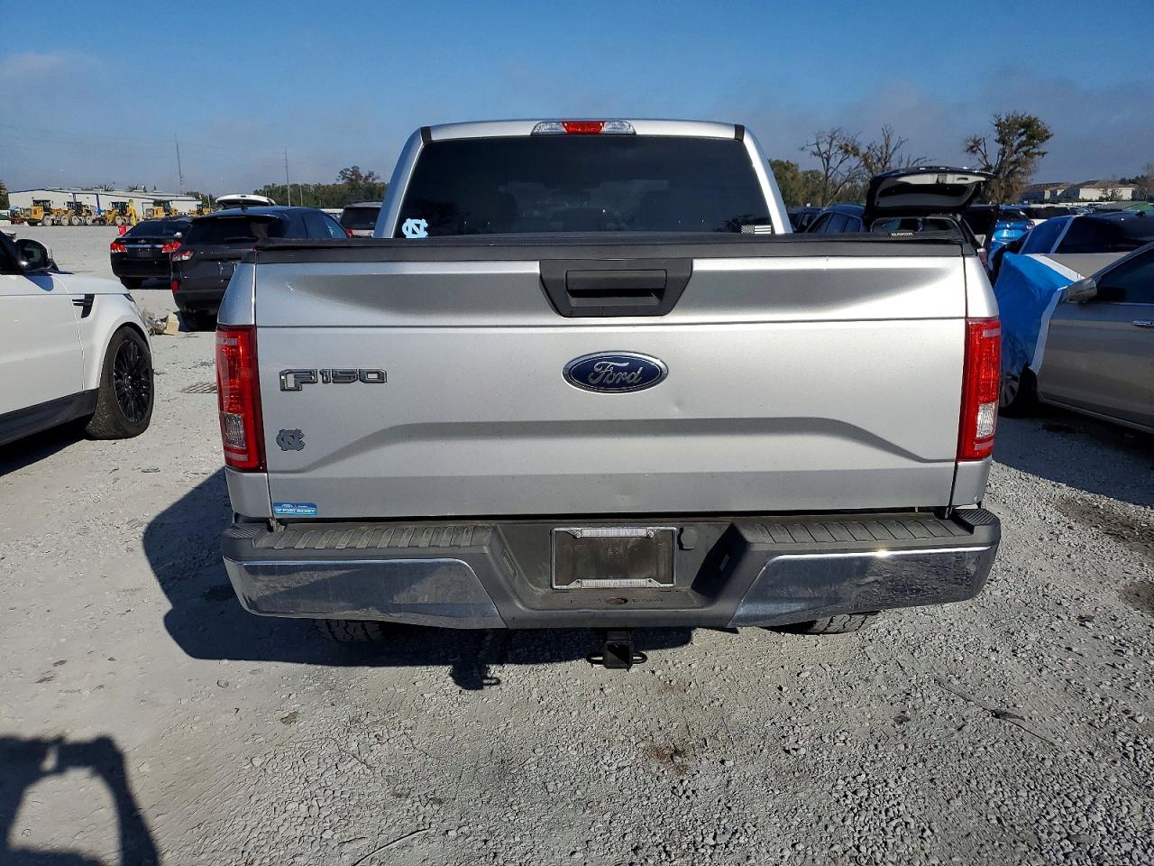 2017 FORD F150 SUPERCREW photo 6