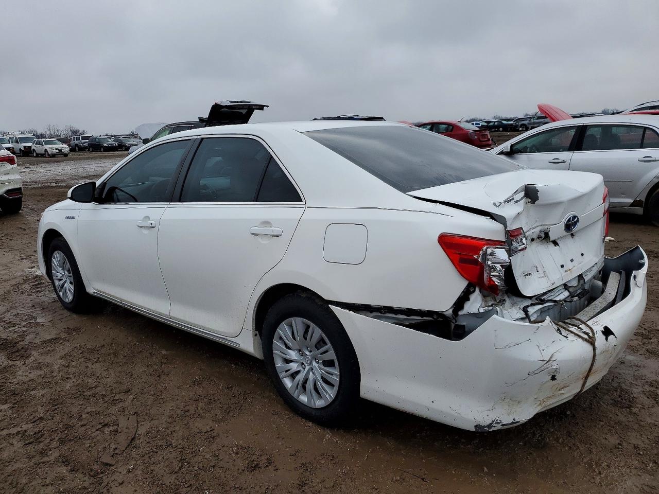 2012 TOYOTA CAMRY HYBRID photo 2