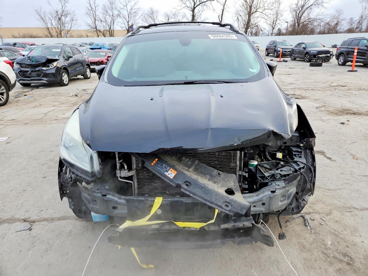 2013 FORD ESCAPE SEL photo 5